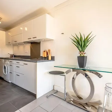 Les Amourie L Terrace & Parking L Shellter * Saint-Tropez