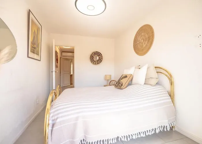 Les Amourie L Terrace & Parking L Shellter * Saint-Tropez